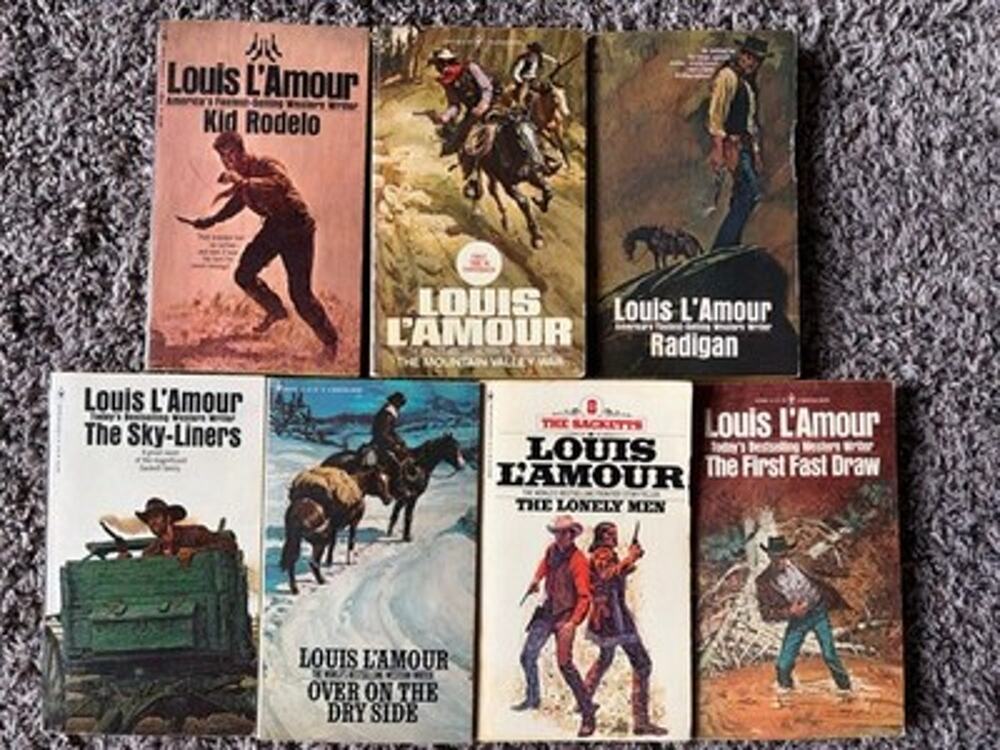 Lot of 7 Louis L’Amour Vintage Western Paperback Books Bantam Cowboy Novels -225